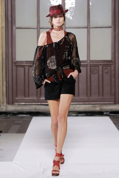 Look 40